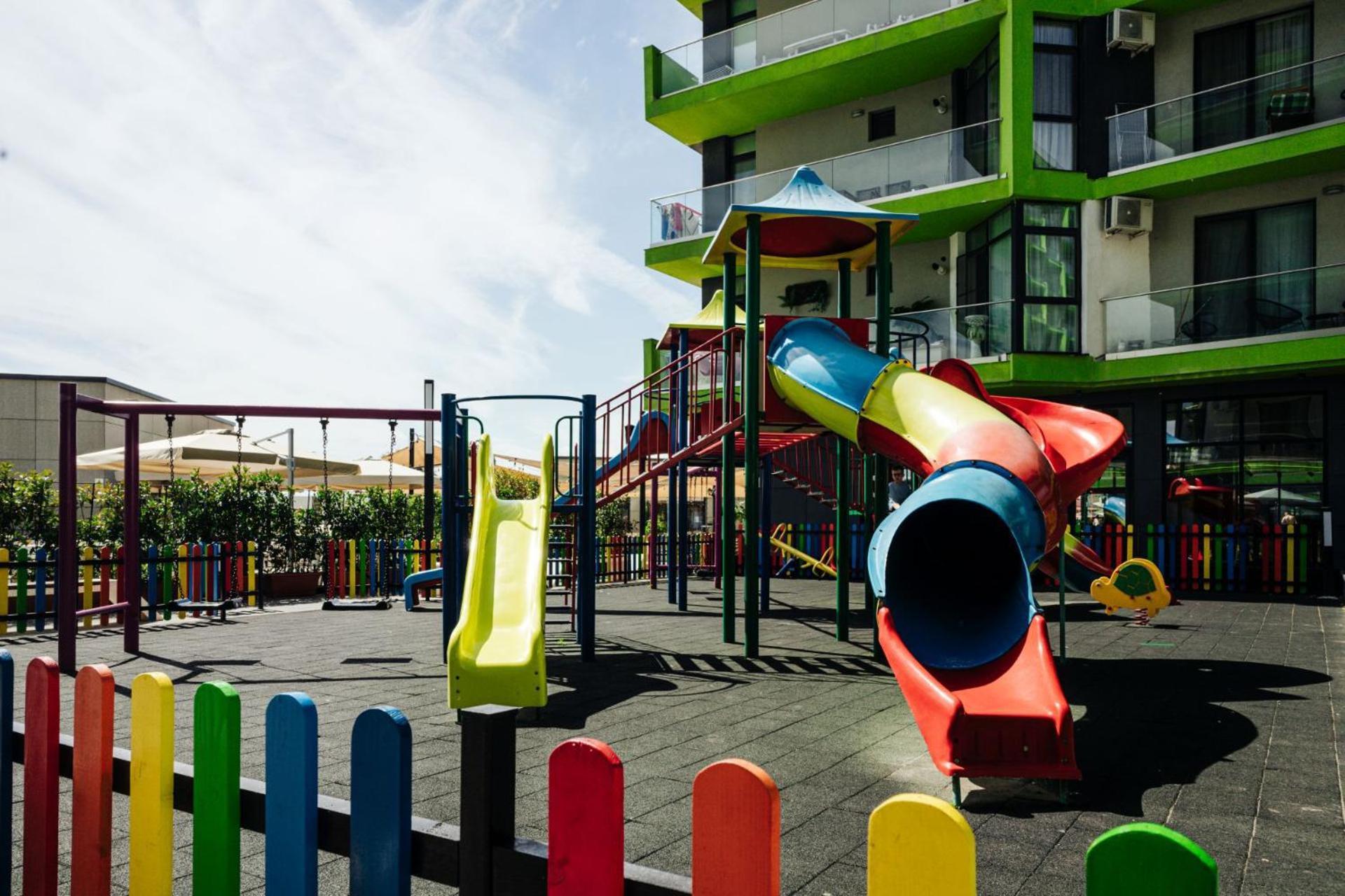 IAKO PREMIUM APARTAMENT- Alezzi Beach Năvodari Exterior foto