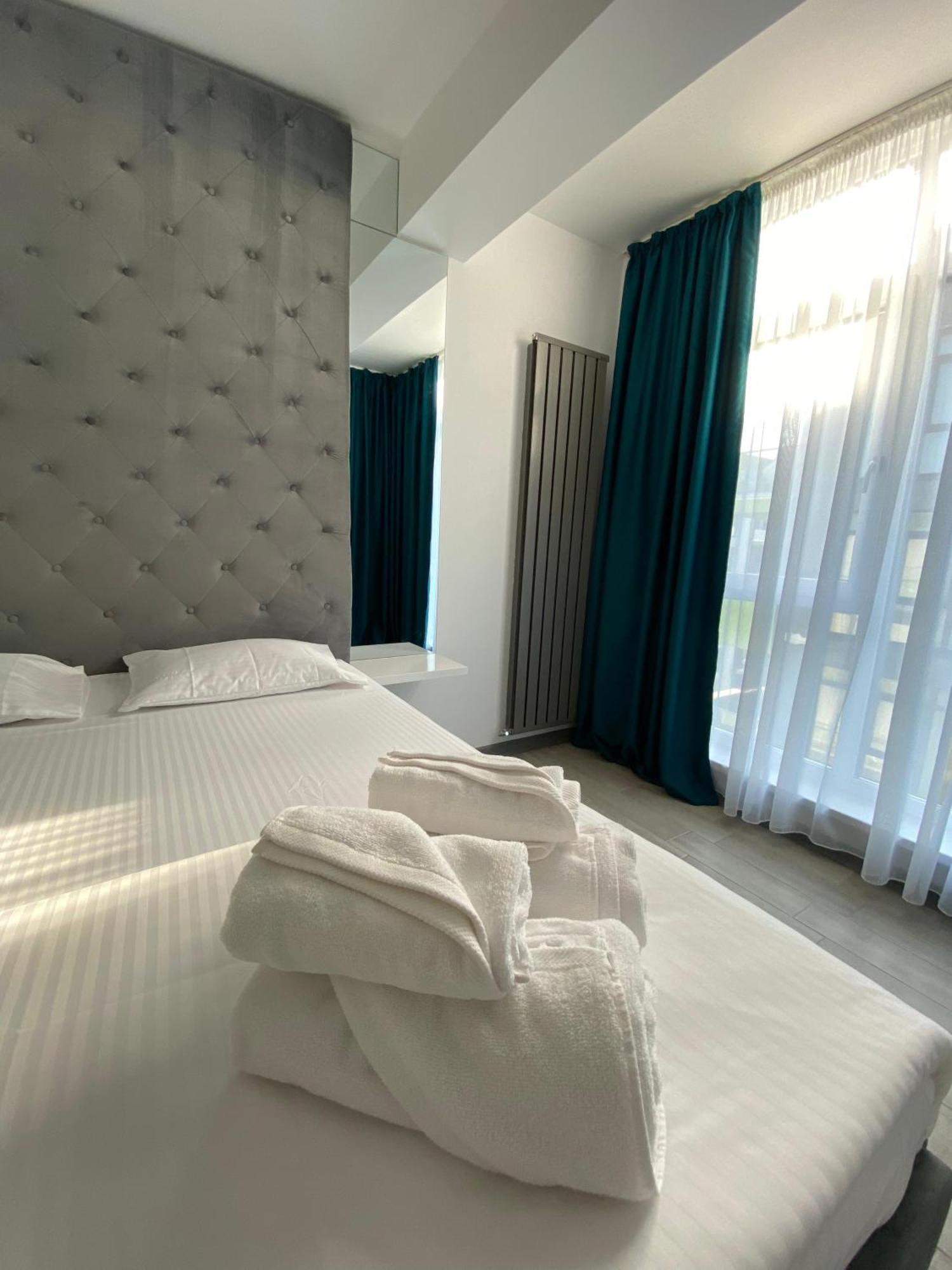 IAKO PREMIUM APARTAMENT- Alezzi Beach Năvodari Exterior foto