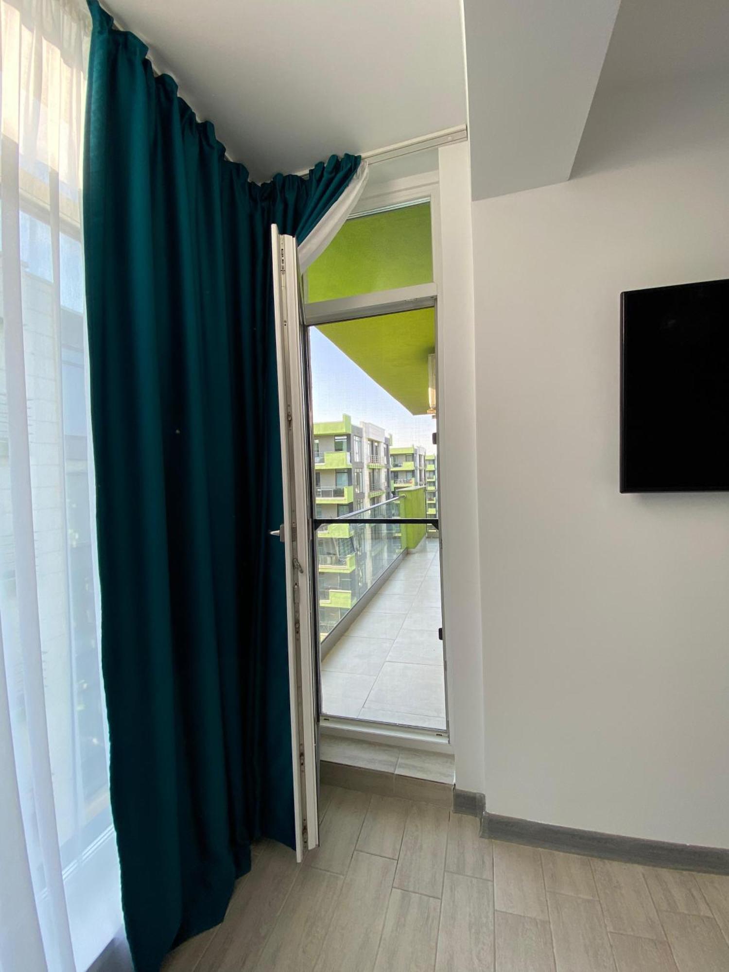 IAKO PREMIUM APARTAMENT- Alezzi Beach Năvodari Exterior foto